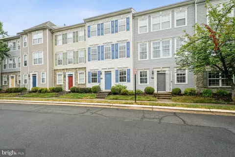 21776 Jarvis Sq, Ashburn, VA 20147