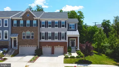 22298 Pinecroft Ter, Ashburn, VA 20148
