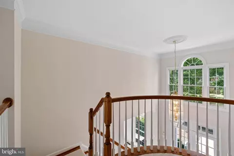 Entry Way - 20740 Ashburn Station Pl, Ashburn, VA 20147 photo 4 of 6