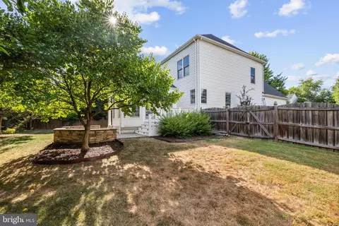 Exterior - 20740 Ashburn Station Pl, Ashburn, VA 20147 photo 6 of 11