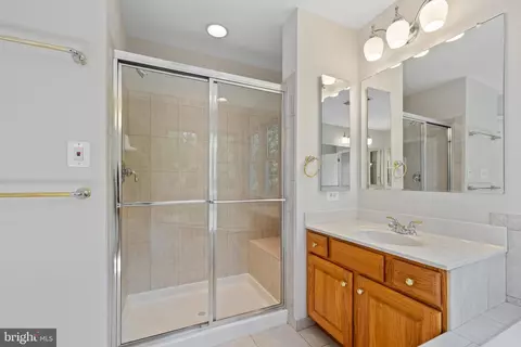 Bath - 20740 Ashburn Station Pl, Ashburn, VA 20147 photo 5 of 8