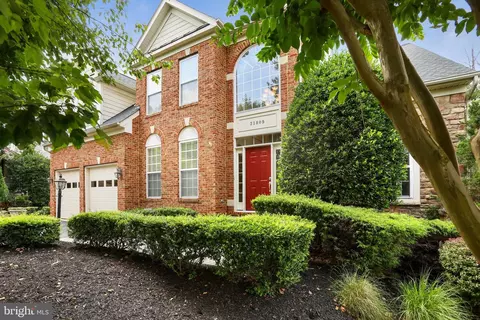 21809 Ainsley Ct, Broadlands, VA 20148