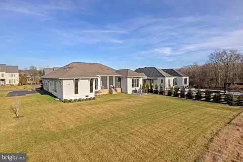 Exterior - 40887 Blue Star Ct, Aldie, VA 20105 photo 15 of 20