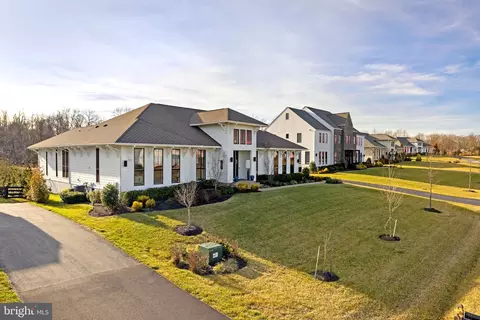 View/Area - 40887 Blue Star Ct, Aldie, VA 20105 photo 1 of 1
