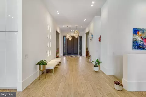 Entry Way - 40887 Blue Star Ct, Aldie, VA 20105 photo 1 of 15