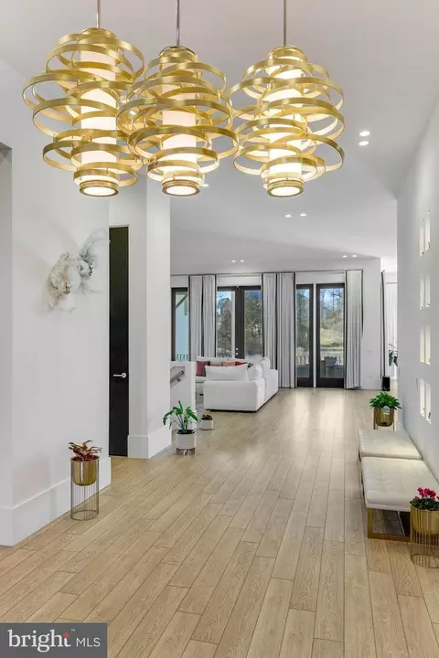 Entry Way - 40887 Blue Star Ct, Aldie, VA 20105 photo 3 of 15