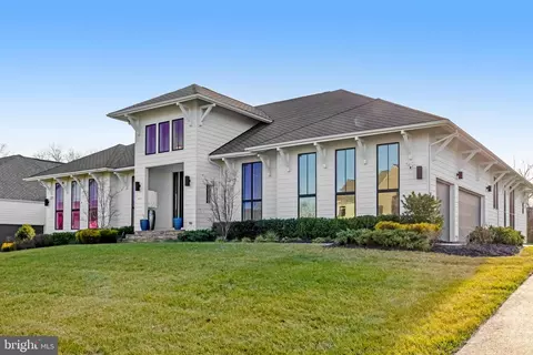 Exterior - 40887 Blue Star Ct, Aldie, VA 20105 photo 2 of 20