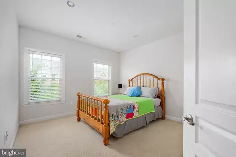 24948 Earlsford Dr, Chantilly, VA 20152 photo 45