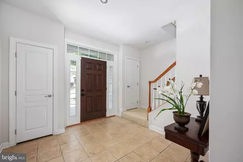 24948 Earlsford Dr, Chantilly, VA 20152 photo 22