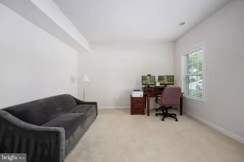 24948 Earlsford Dr, Chantilly, VA 20152 photo 32