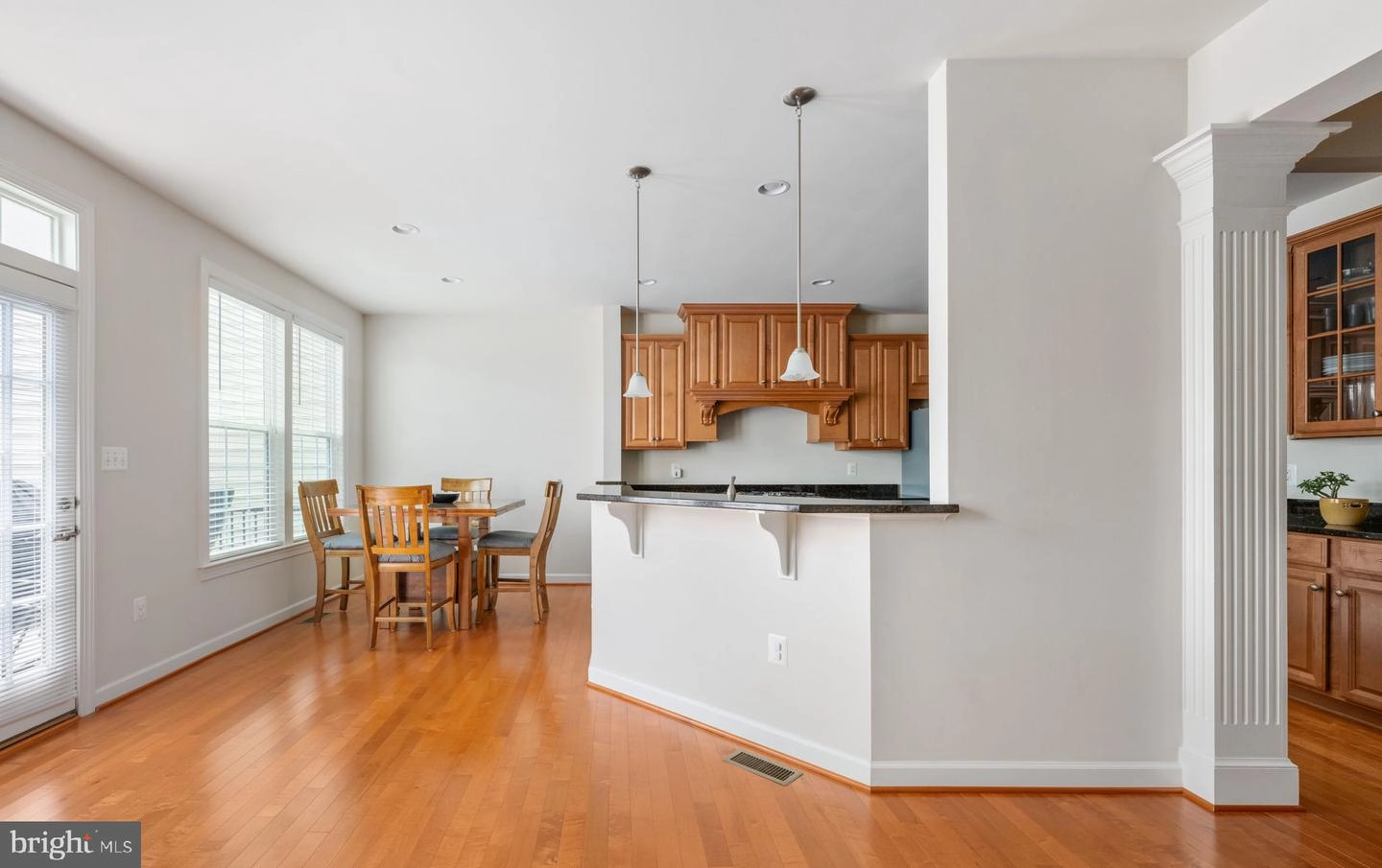 24948 Earlsford Dr, Chantilly, VA 20152 photo 14
