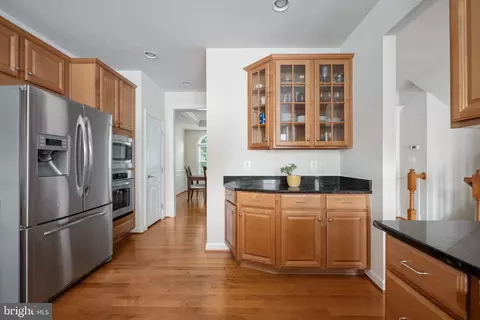 24948 Earlsford Dr, Chantilly, VA 20152 photo 12