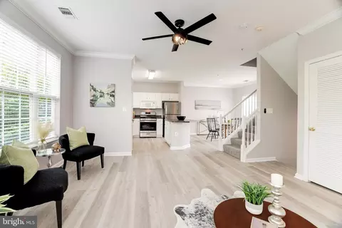 21762 Bancroft Ct, Ashburn, VA 20147 photo 6