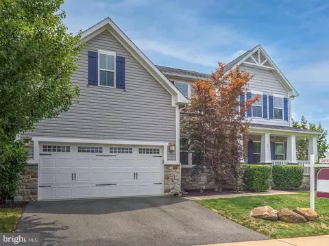 17 Kimberly Kristin Way, Lovettsville, VA 20180