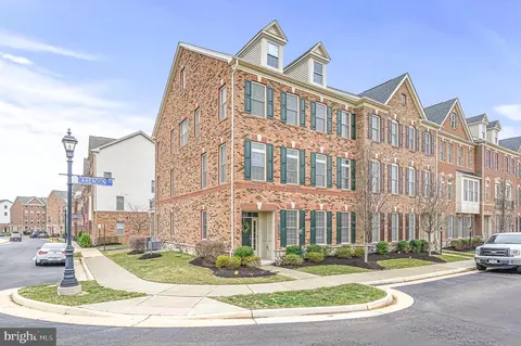 43175 Clarendon Sq, Ashburn, VA 20148