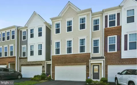 24691 Capecastle Ter, Aldie, VA 20105