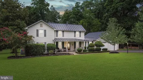 40349 Braddock Rd, Aldie, VA 20105