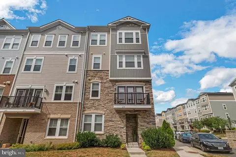 41975 Pickwick Mill Ter, Aldie, VA 20105