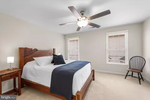 Bedroom - 20369 Medalist Dr, Ashburn, VA 20147 photo 2 of 3
