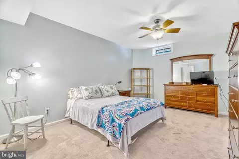 Bedroom - 22181 Windy Pine Ct, Broadlands, VA 20148 photo 9 of 10