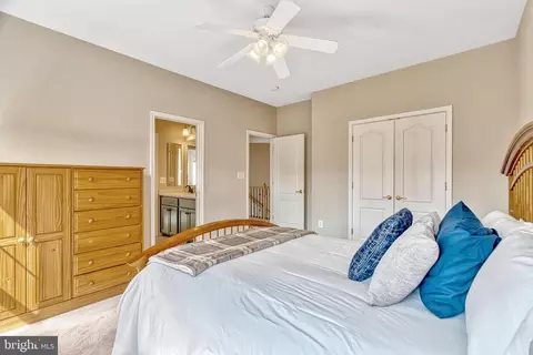 Bedroom - 22181 Windy Pine Ct, Broadlands, VA 20148 photo 8 of 10
