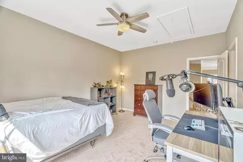 Bedroom - 22181 Windy Pine Ct, Broadlands, VA 20148 photo 5 of 10