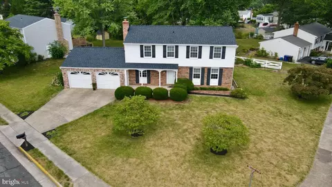 202 Birch St NE, Leesburg, VA 20176