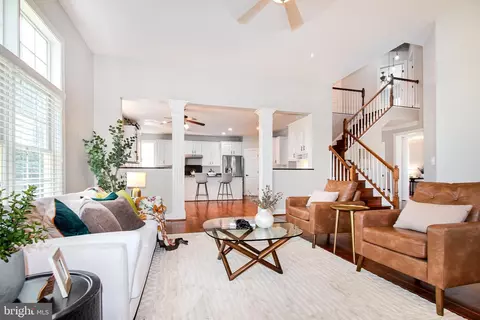 43779 Carrleigh Ct, Ashburn, VA 20147