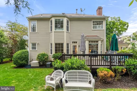 Exterior - 43941 Reliance Ct, Ashburn, VA 20147 photo 10 of 14