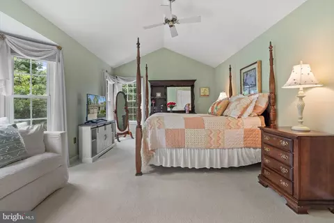 Bedroom - 43941 Reliance Ct, Ashburn, VA 20147 photo 6 of 9