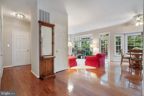 Entry Way - 43941 Reliance Ct, Ashburn, VA 20147 photo 2 of 6