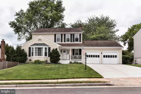 177 Heather Glen Rd, Sterling, VA 20165