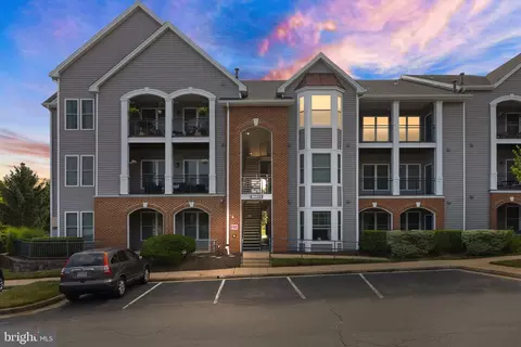 46612 Drysdale Ter #303, Sterling, VA 20165