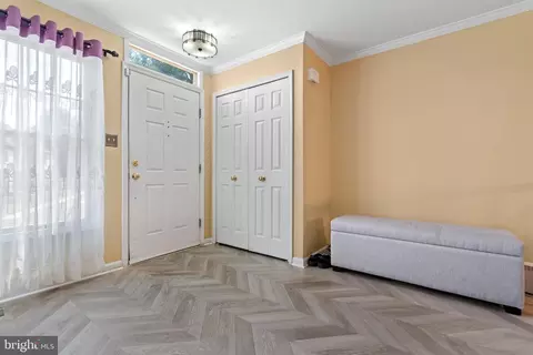 Entry Way - 44006 Aberdeen Ter, Ashburn, VA 20147 photo 1 of 2