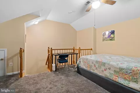 Bedroom - 44006 Aberdeen Ter, Ashburn, VA 20147 photo 6 of 10