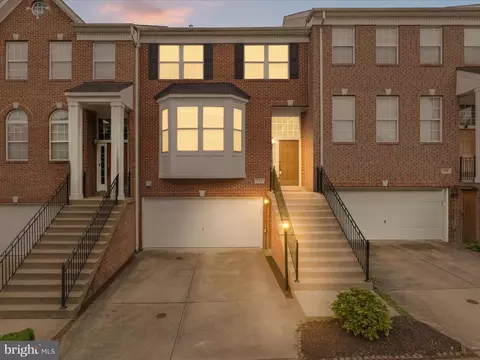 838 Revelstore Ter NE, Leesburg, VA 20176