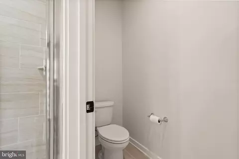 42388 Zenith Ter, Brambleton, VA 20148 photo 37