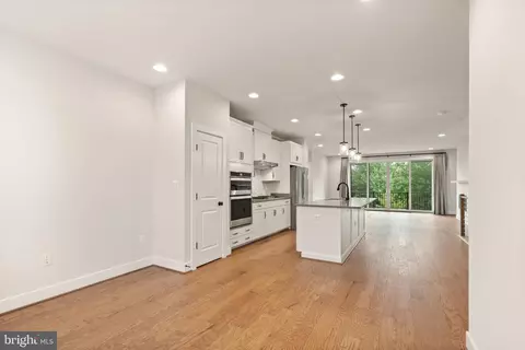 42388 Zenith Ter, Brambleton, VA 20148 photo 25