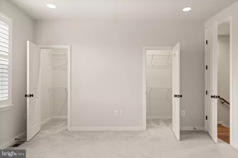 42388 Zenith Ter, Brambleton, VA 20148 photo 32