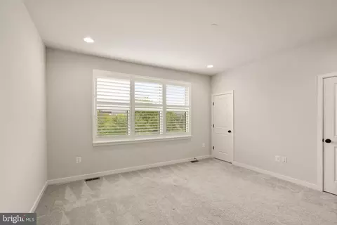 42388 Zenith Ter, Brambleton, VA 20148 photo 33