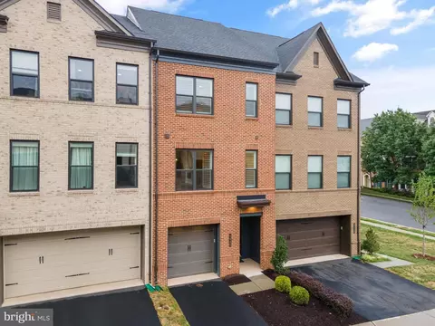 42388 Zenith Ter, Brambleton, VA 20148 photo 3