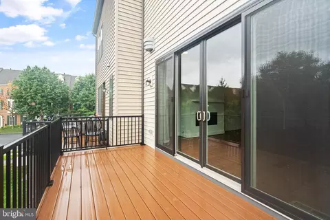 42388 Zenith Ter, Brambleton, VA 20148 photo 11