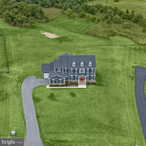 19119 Skyfield Ridge Pl, Purcellville, VA 20132
