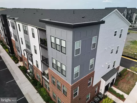 23688 Bolton Crescent Ter #301, Ashburn, VA 20148