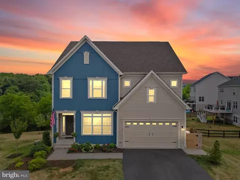 35911 Damsite Ct, Round Hill, VA 20141