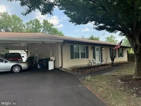 800 N Argonne Ave, Sterling, VA 20164