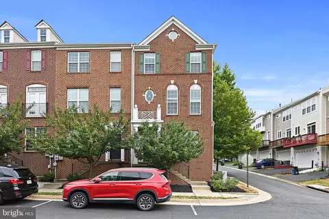 20664 Smollet Ter, Ashburn, VA 20147