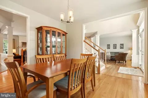 Dining - 43926 Middlesex Dr, Chantilly, VA 20152 photo 3 of 6