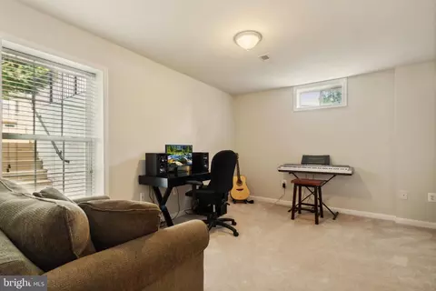 Other - 43926 Middlesex Dr, Chantilly, VA 20152 photo 18 of 21