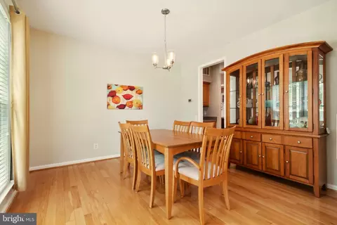 Dining - 43926 Middlesex Dr, Chantilly, VA 20152 photo 1 of 6